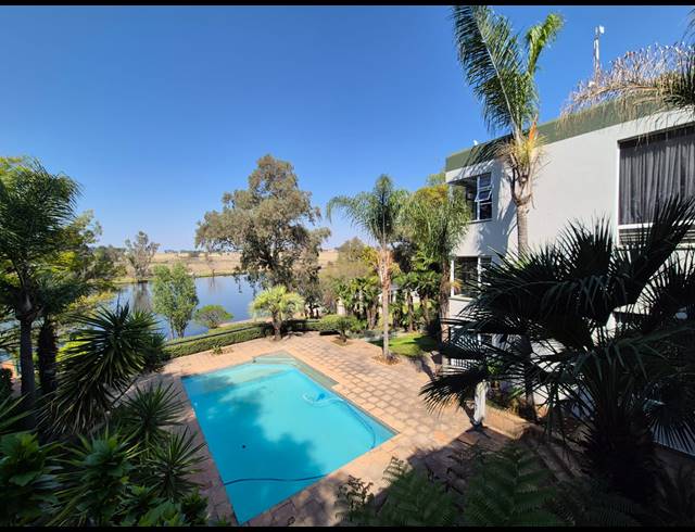7 BEDROOM HOUSE FOR SALE IN MANTEVREDE
